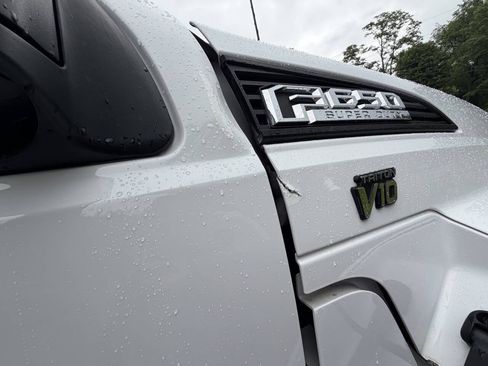 Used 2017 Ford F650 2WD SuperCab Super Duty image 64