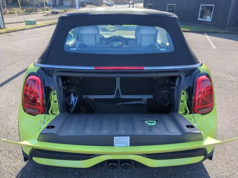 Certified 2023 MINI Cooper S w/ Signature Upholstery Package image 31