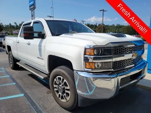Used 2019 Chevrolet Silverado 2500 LT AWD/4WD image 1