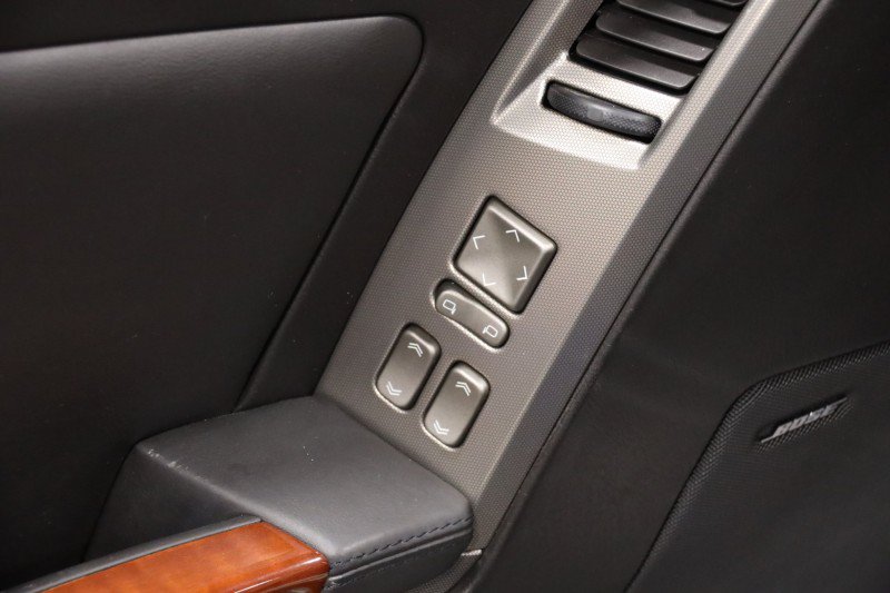 Used 2006 Cadillac XLR RWD image 57