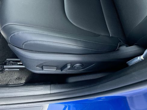 Certified 2025 Kia Sportage EX image 13