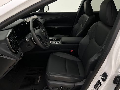 Used 2025 Lexus RX 350 Premium image 18