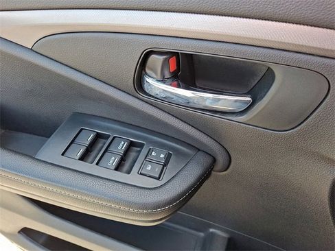 Certified 2024 Honda Ridgeline Sport image 13