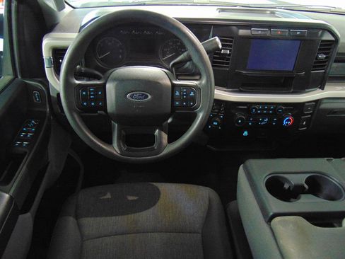 Used 2024 Ford F250 XL w/ STX Appearance Package image 11