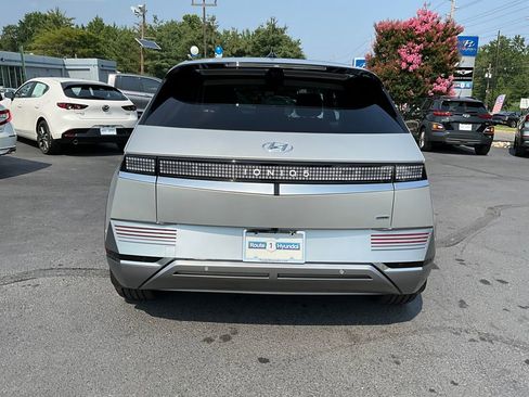 Used 2024 Hyundai Ioniq 5 Limited image 6