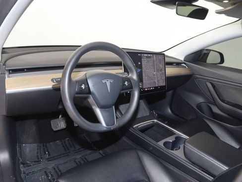 Used 2021 Tesla Model 3 Long Range AWD/4WD image 25