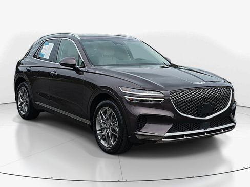 Used 2023 Genesis GV70 2.5T w/ Select Package AWD/4WD image 2