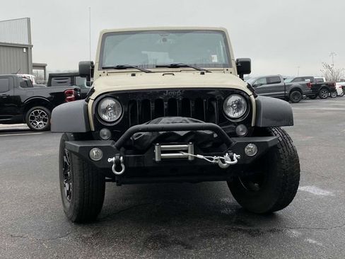 Used 2018 Jeep Wrangler Sport image 9