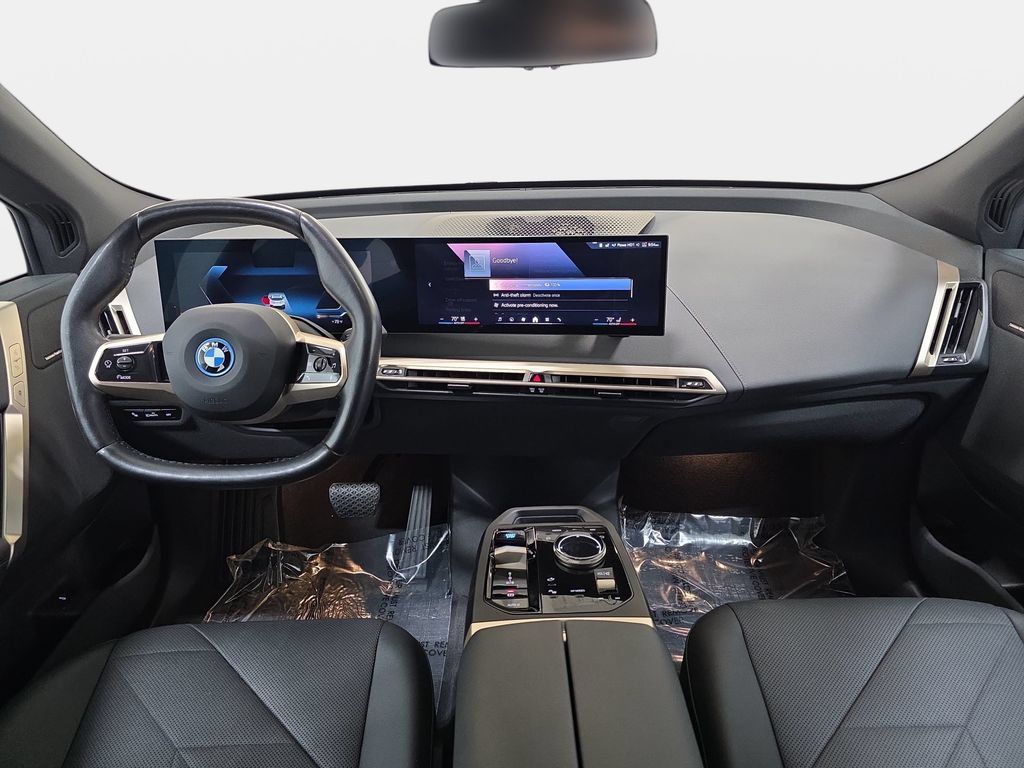 Used 2024 BMW iX xDrive50 AWD/4WD image 10