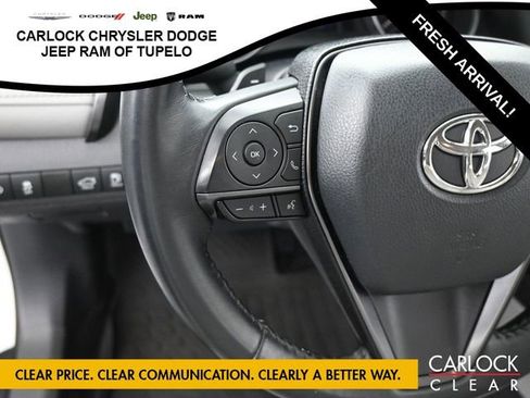 Used 2023 Toyota Camry SE image 16