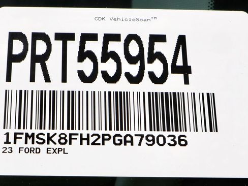 Certified 2023 Ford Explorer Limited w/ Equipment Group 301A AWD/4WD image 37