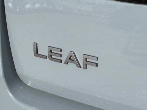 New 2026 Nissan Leaf Platinum+ w/ Cargo Package (Platinum+) image 9