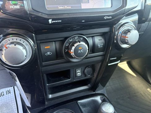 Used 2015 Toyota 4Runner Trail Premium AWD/4WD image 22