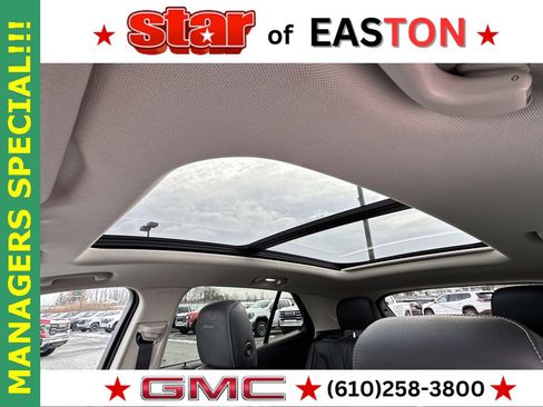 Used 2021 Buick Envision Avenir w/ Technology Package II image 36