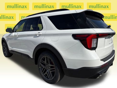 New 2026 Ford Explorer ST image 4