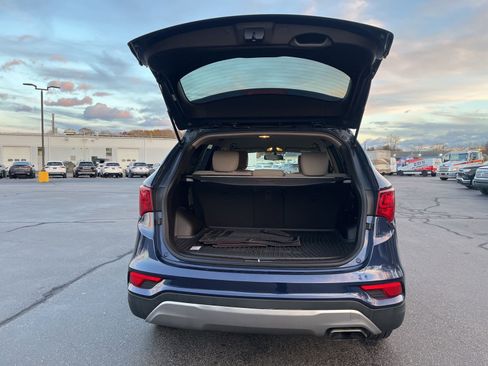 Used 2017 Hyundai Santa Fe Sport image 20