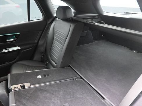 Used 2025 Mercedes-Benz GLC 300 w/ AMG Line image 21