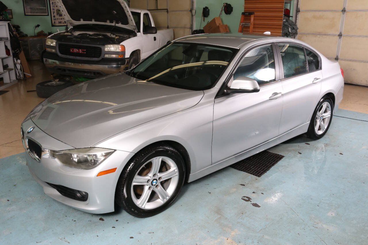 Used 2013 BMW 328i Sedan RWD image 10