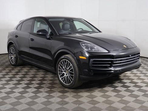 Used 2023 Porsche Cayenne Platinum Edition w/ Premium Package Plus image 60