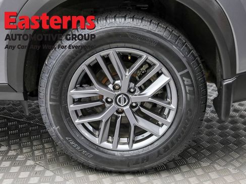 Used 2021 Nissan Rogue S image 8