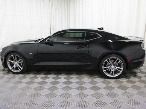 Used 2020 Chevrolet Camaro LT w/ RS Package image 33
