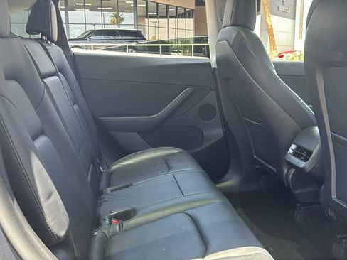 Used 2022 Tesla Model Y Performance AWD/4WD image 20