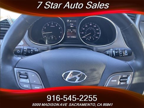 Used 2017 Hyundai Santa Fe Limited image 10