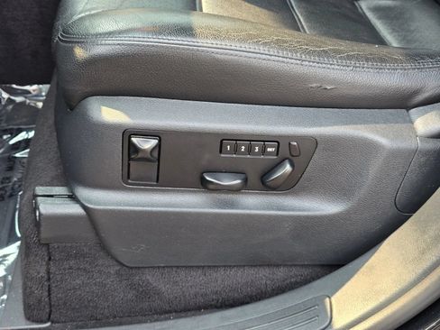 Used 2010 Porsche Cayenne AWD/4WD image 20