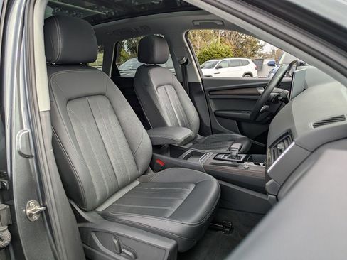 Used 2022 Audi Q5 2.0T Premium w/ Convenience Package image 36