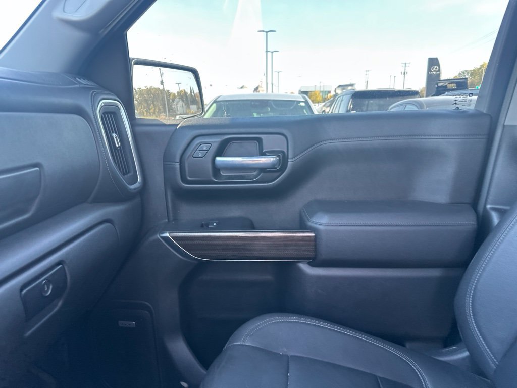 Used 2021 Chevrolet Silverado 1500 LT Trail Boss w/ Convenience Package II AWD/4WD image 31