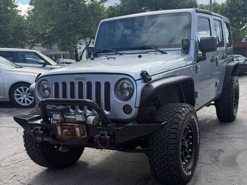 Used 2014 Jeep Wrangler Unlimited Sport w/ Quick Order Package 24S AWD/4WD image 3
