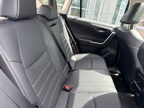 Used 2025 Toyota RAV4 XLE Premium AWD/4WD image 28