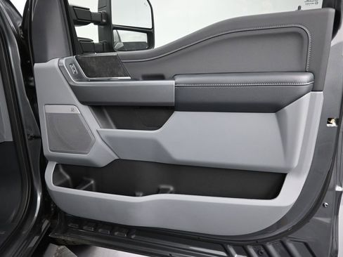 New 2026 Ford F250 XLT w/ XLT Premium Package image 2