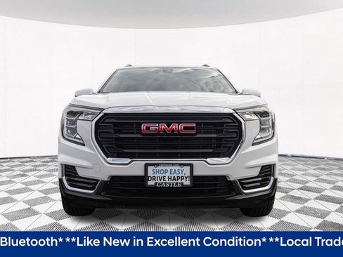Used 2023 GMC Terrain SLE w/ Driver Convenience Package FWD image 5