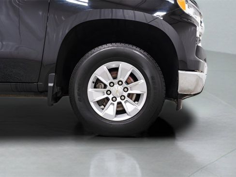 Used 2023 Chevrolet Silverado 1500 LT image 7