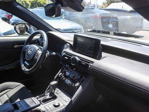 Used 2025 Lexus IS 350 F Sport RWD image 15