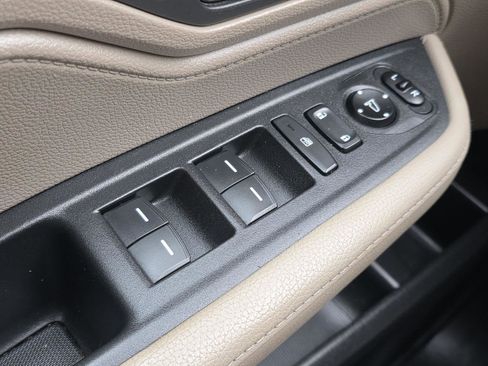 Used 2019 Honda Odyssey EX-L image 8