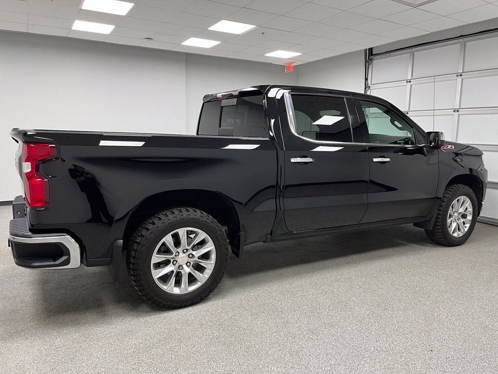 Used 2021 Chevrolet Silverado 1500 LTZ AWD/4WD image 11
