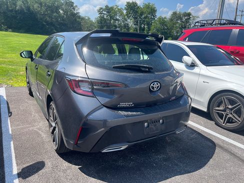 Used 2022 Toyota Corolla XSE FWD image 3