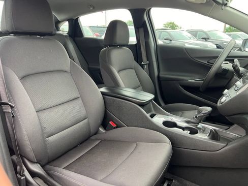 Used 2024 Chevrolet Malibu LT FWD image 37
