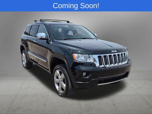 Used 2013 Jeep Grand Cherokee Overland AWD/4WD image 8