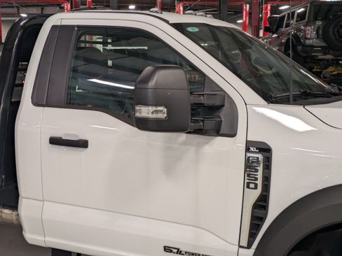 New 2025 Ford F550 4x4 Regular Cab Super Duty image 12
