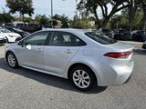 Used 2023 Toyota Corolla LE image 3