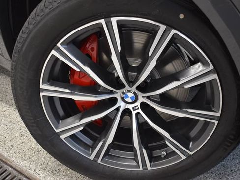 New 2026 BMW X5 xDrive40i w/ M Sport Package AWD/4WD image 30