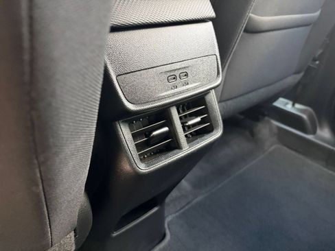 Used 2025 Chevrolet Equinox LT FWD image 22