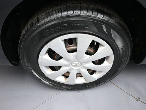 Used 2012 Toyota Corolla LE image 12