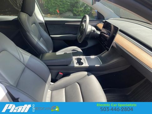 Used 2024 Tesla Model Y Long Range RWD image 52