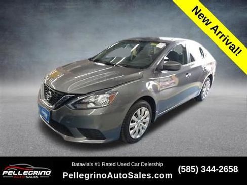 Used 2017 Nissan Sentra S FWD image 1
