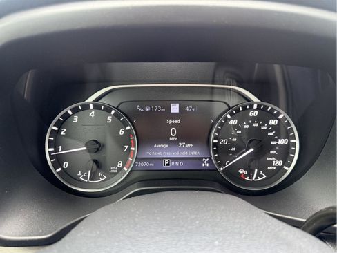 Used 2021 Nissan Titan Platinum Reserve w/ Moonroof Package image 14