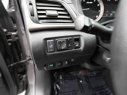 Used 2015 Nissan Sentra FE+ S FWD image 11